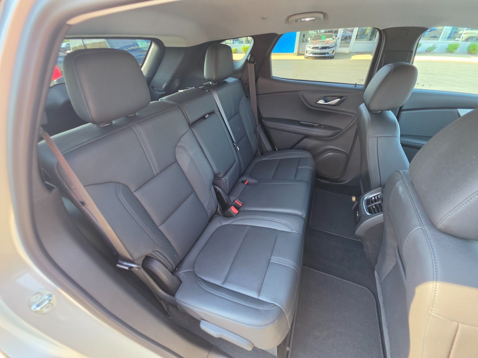 Used 2022 Chevrolet Blazer LT AWD/4WD image 16