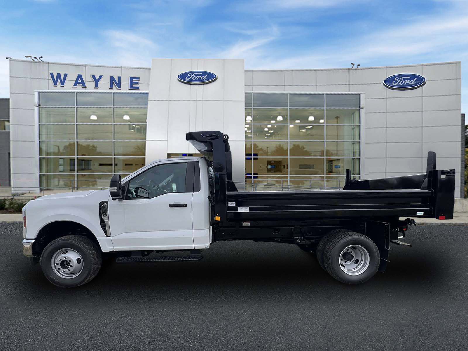 New 2025 Ford F350 XL w/ XL Chrome Package image 6