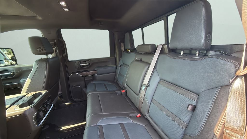 Used 2023 GMC Sierra 2500 Denali w/ Denali Ultimate Package AWD/4WD image 17