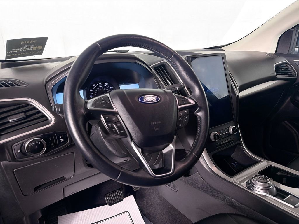 Used 2024 Ford Edge SEL w/ Convenience Package image 9