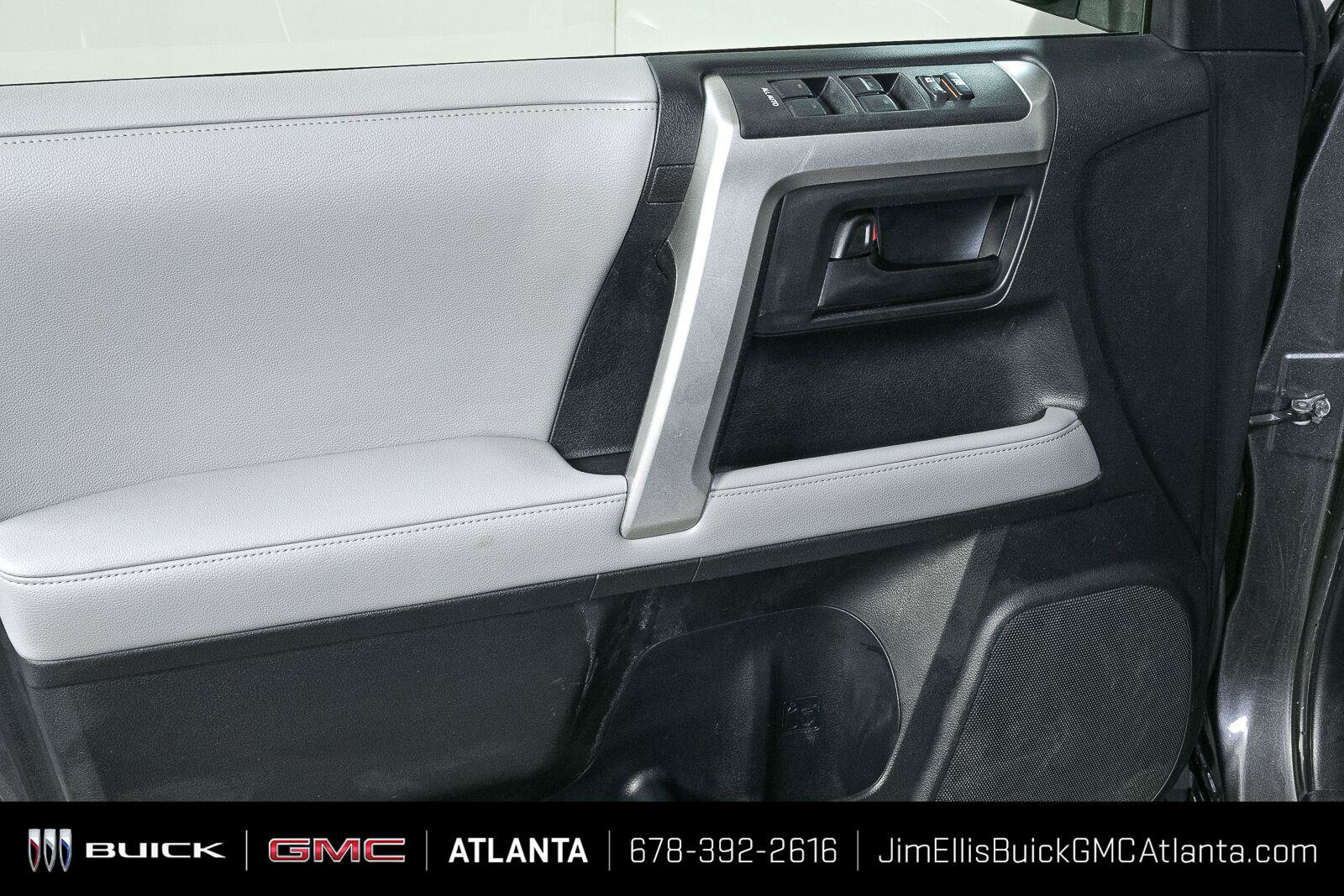 Used 2012 Toyota 4Runner SR5 w/ Premium Pkg AWD/4WD image 6