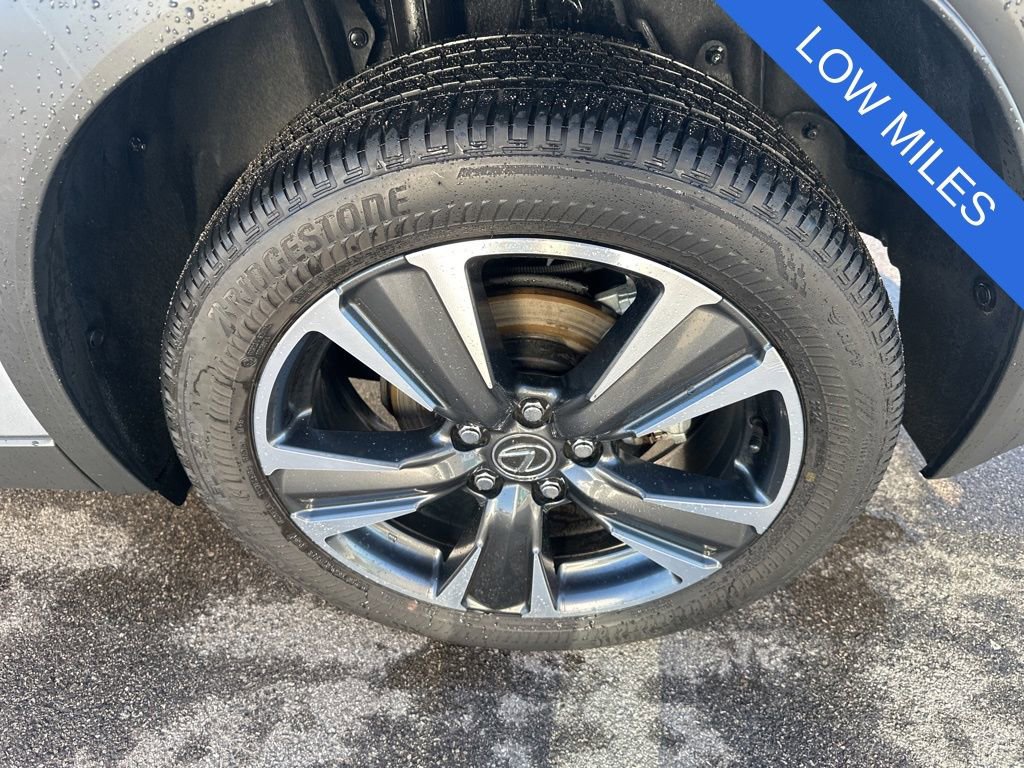 Used 2025 Lexus UX 300h FWD image 34