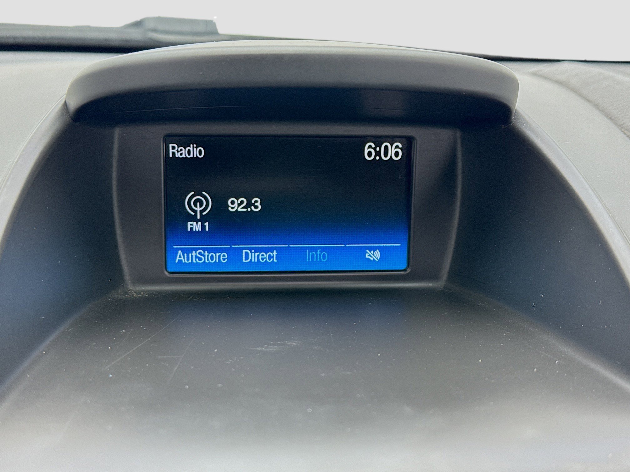 Used 2018 Ford Fiesta SE FWD image 11