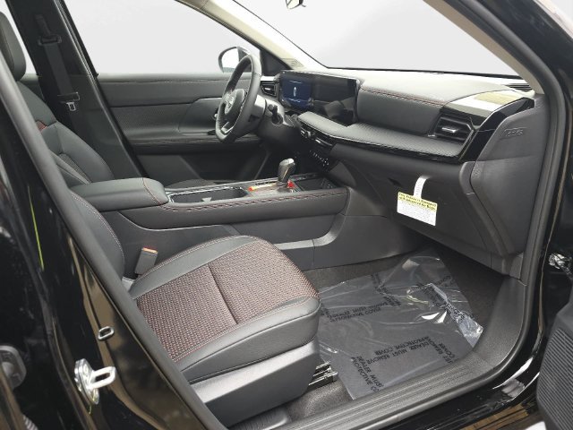 New 2027 Nissan Kicks SR w/ SR Premium Package FWD image 39