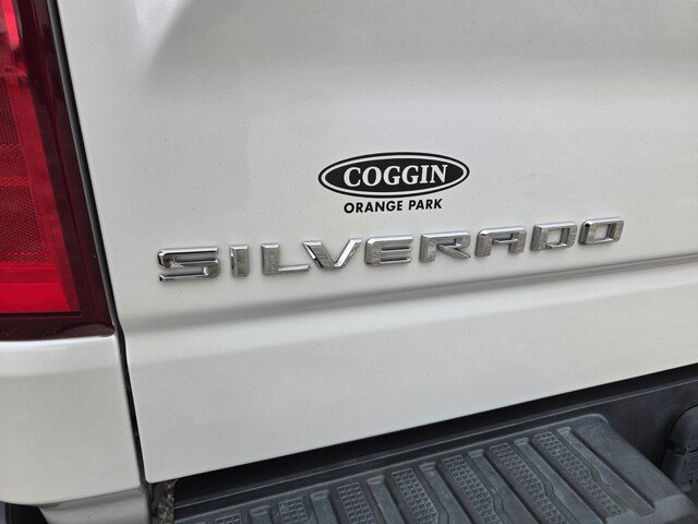 Used 2019 Chevrolet Silverado 1500 LTZ w/ LTZ Plus Package image 16