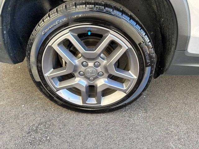 Used 2023 Honda Passport EX-L image 11