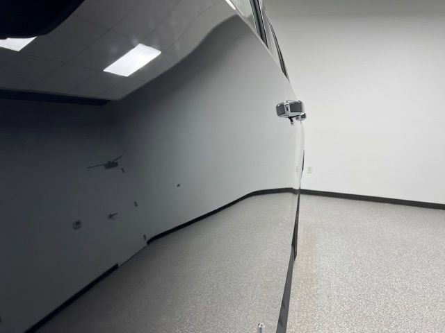 Used 2025 Chevrolet Suburban Premier image 13