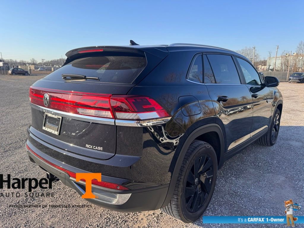 Used 2024 Volkswagen Atlas Cross Sport SE image 5