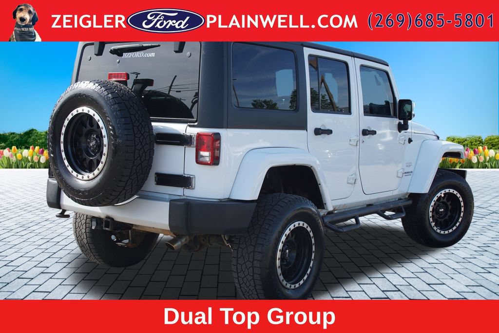 Used 2012 Jeep Wrangler Unlimited Sahara w/ Dual Top Group AWD/4WD image 5