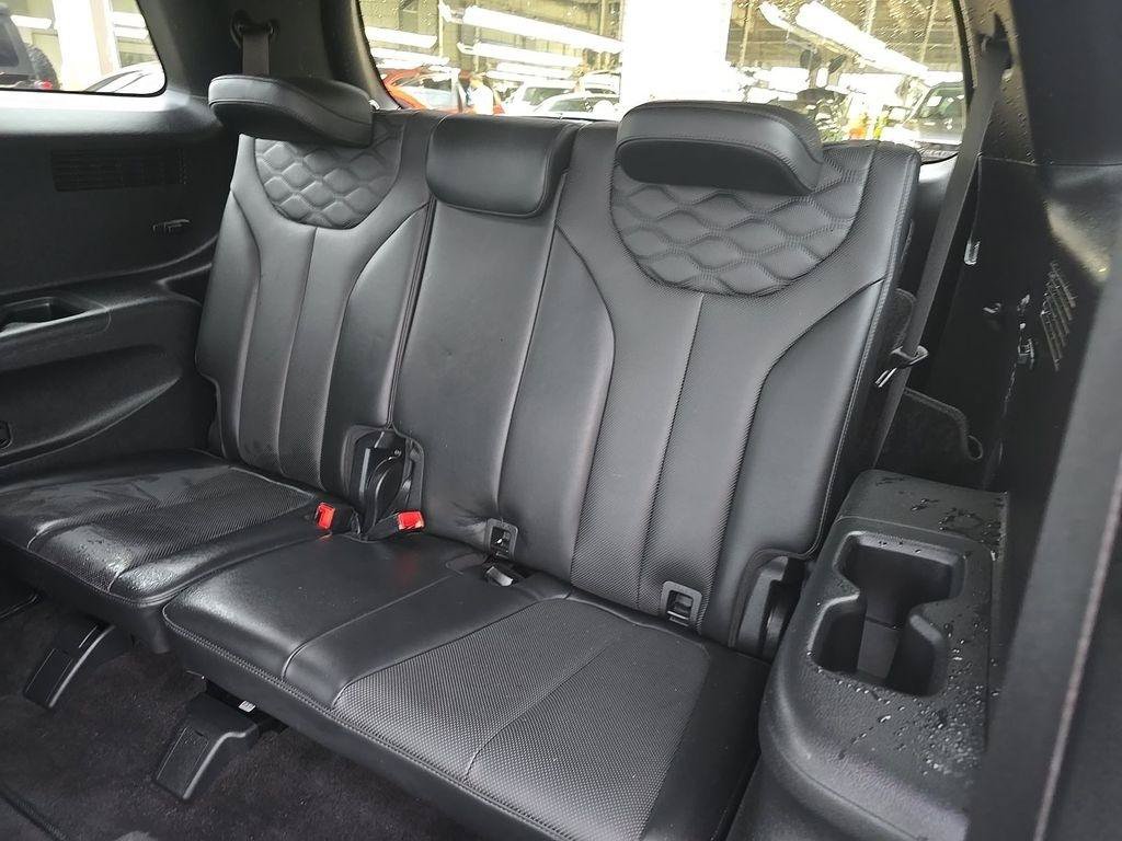 Used 2021 Hyundai Palisade Limited FWD image 18