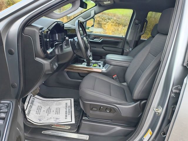 Used 2023 Chevrolet Silverado 1500 RST image 18