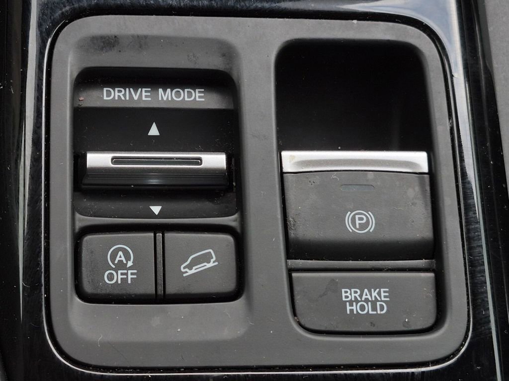 Used 2024 Honda Pilot Touring image 26