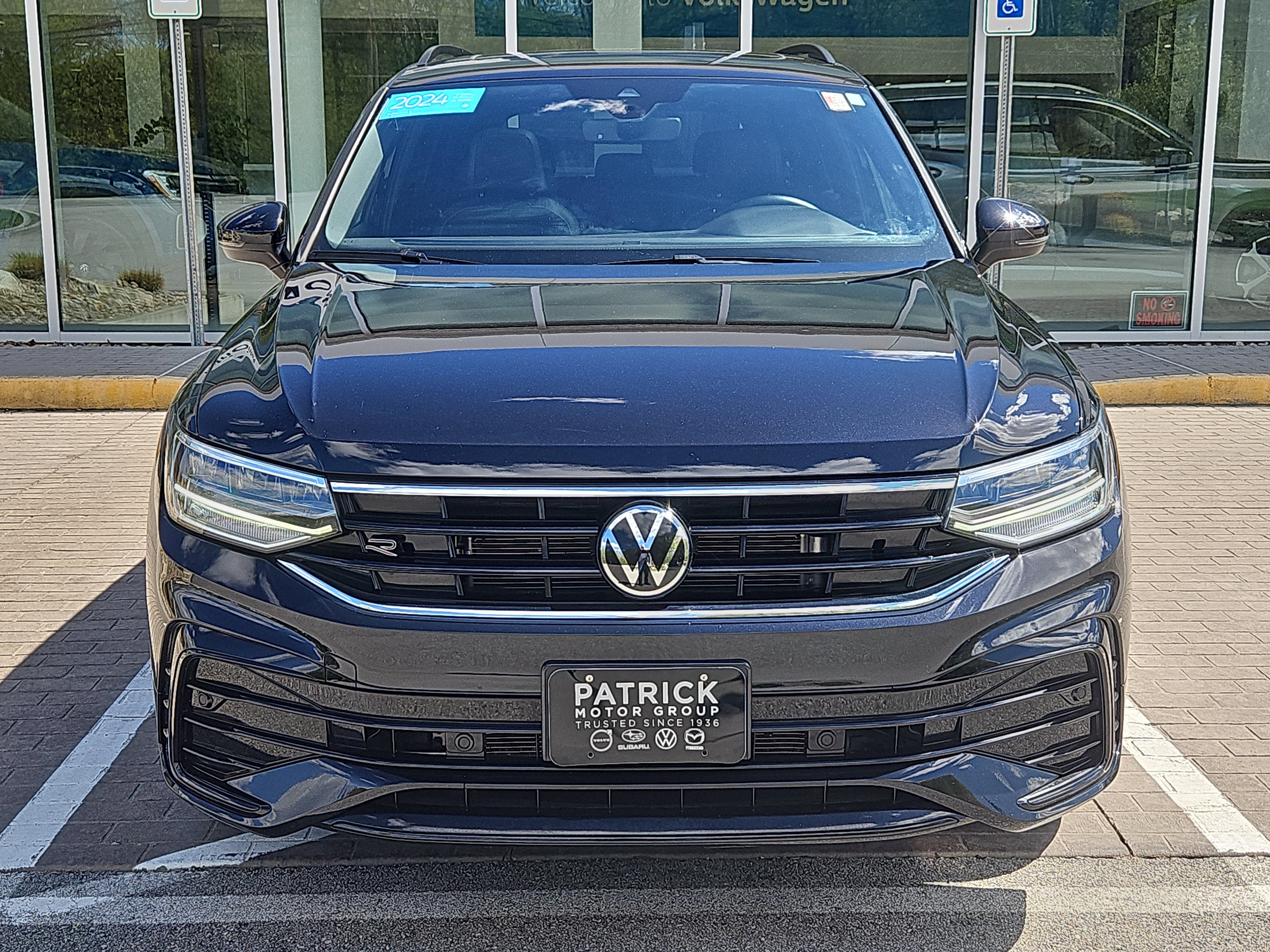 Certified 2024 Volkswagen Tiguan SE R-Line AWD/4WD image 26