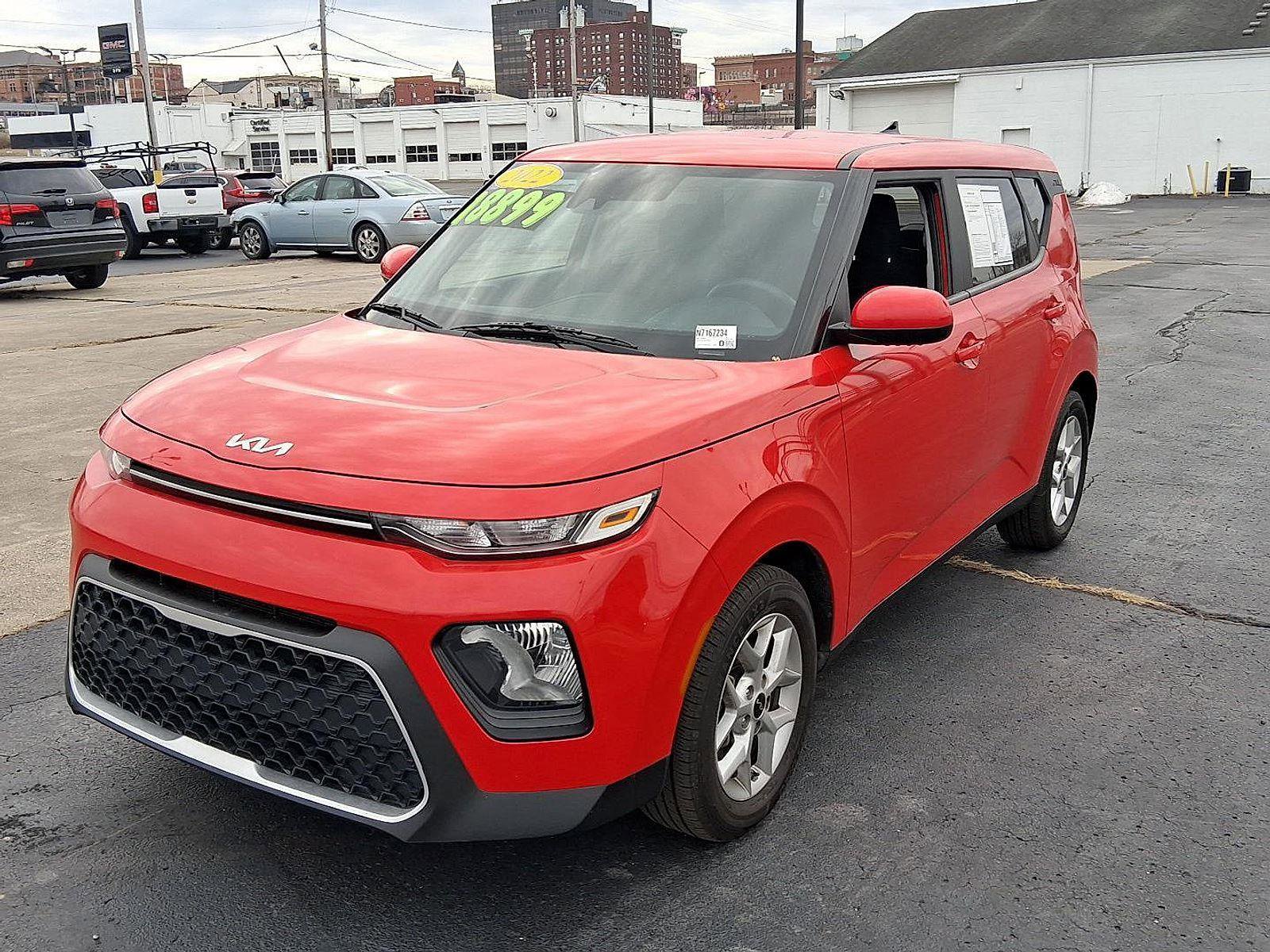 Used 2022 Kia Soul LX w/ Technology Package image 7
