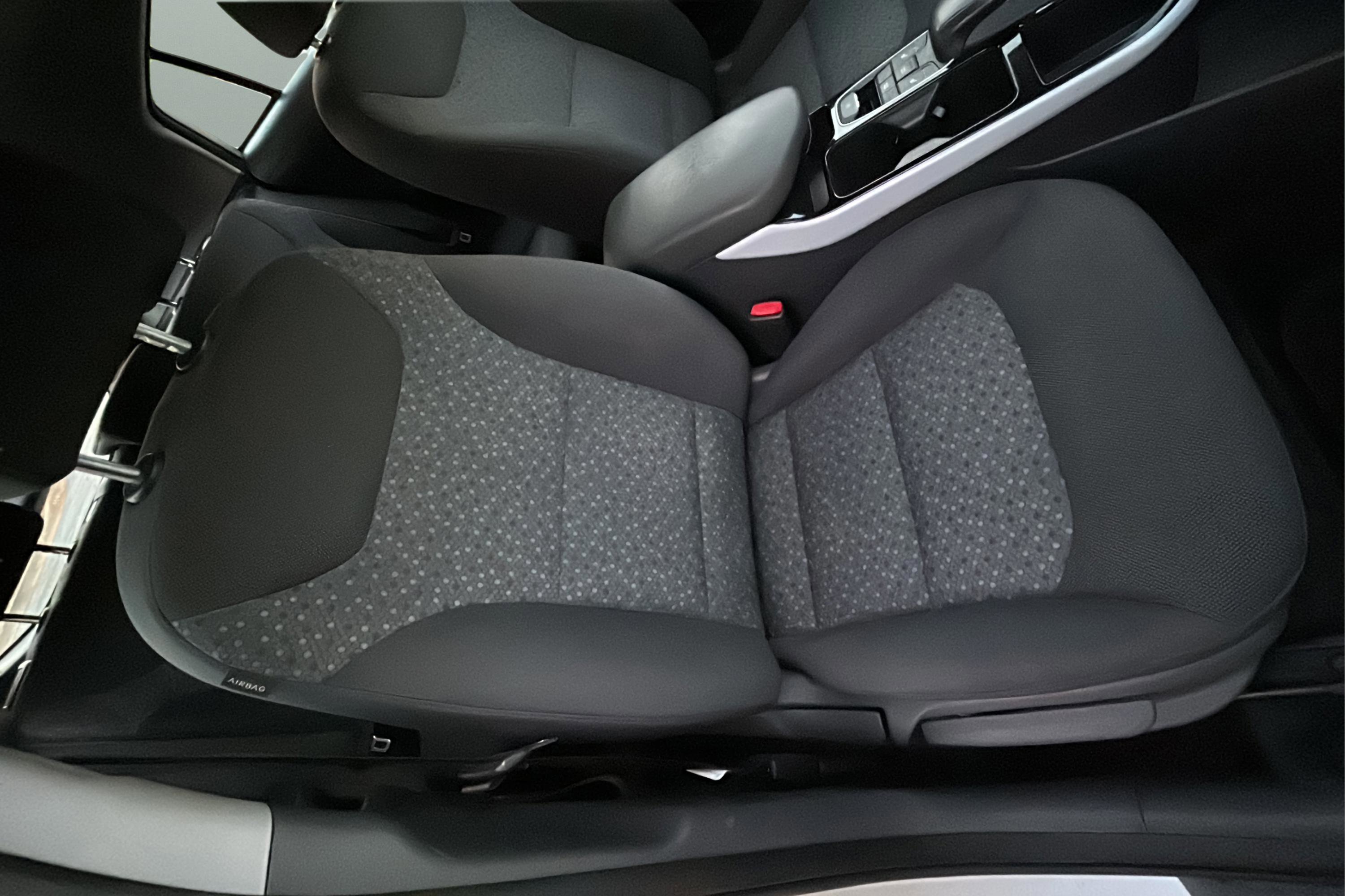 Used 2019 Hyundai Ioniq Electric FWD image 34