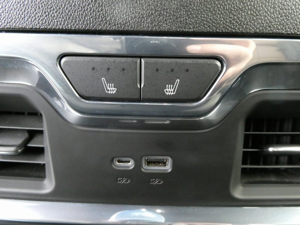 Certified 2023 Chevrolet Silverado 1500 High Country w/ Z71 Off-Road Package image 19