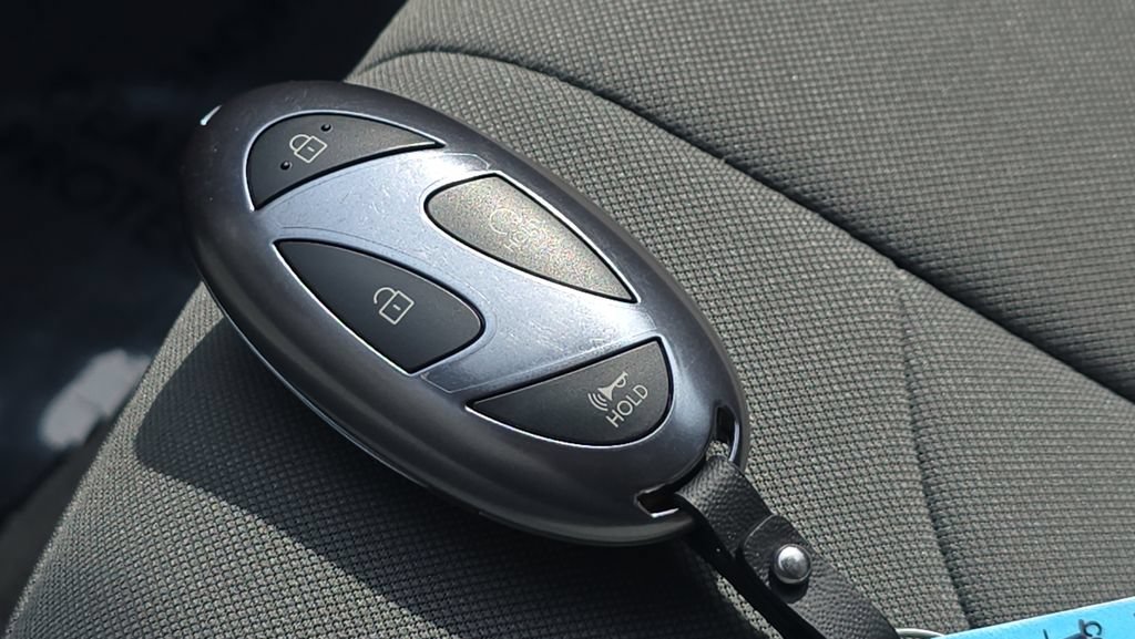 New 2026 Hyundai Elantra SEL Sport Premium FWD image 30