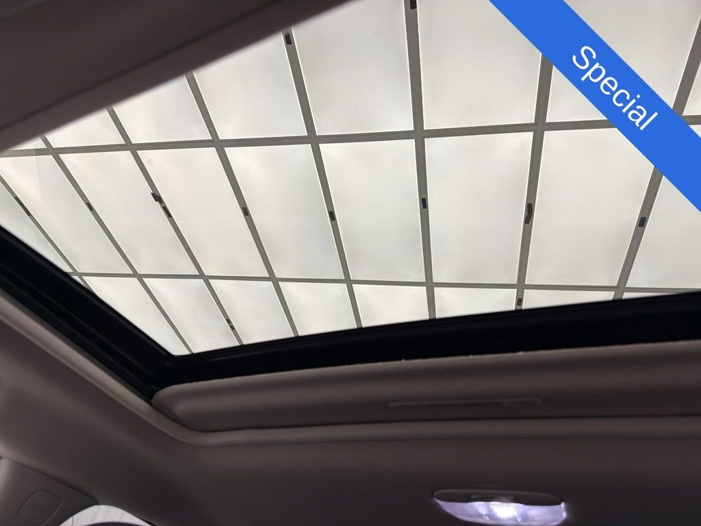 Used 2021 Subaru Crosstrek 2.5i Sport w/ Moonroof Package image 18