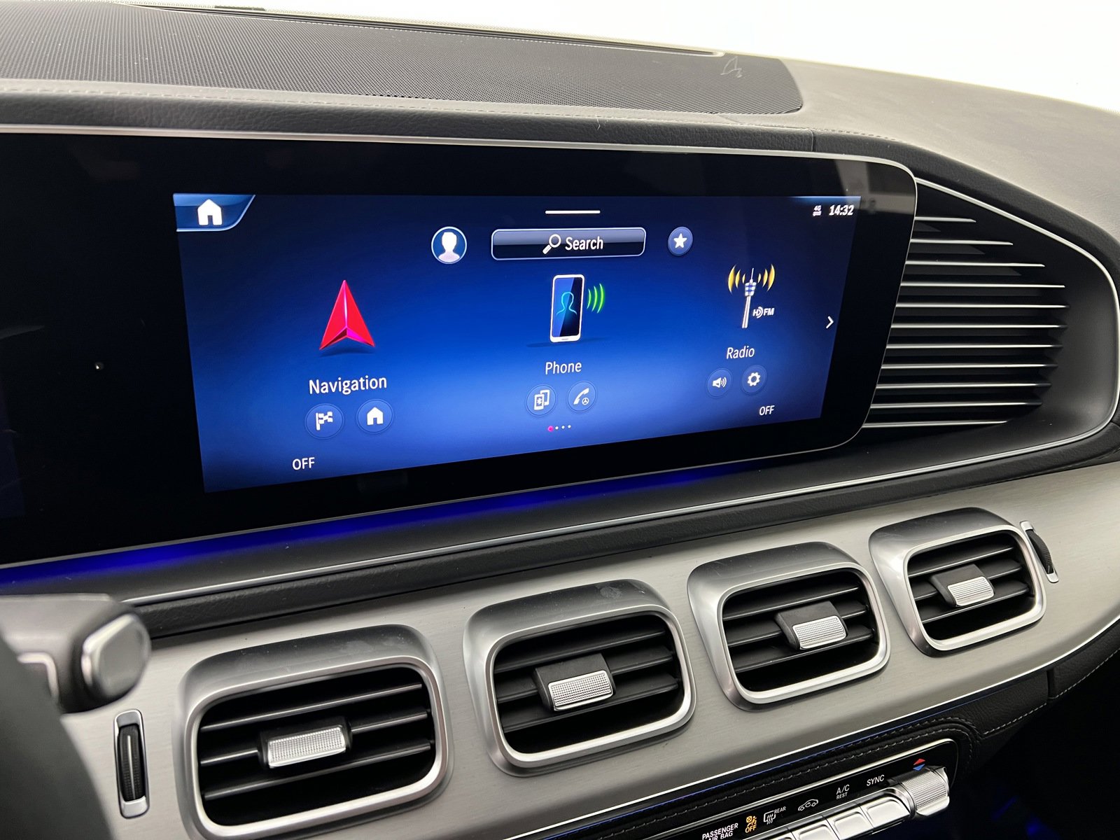 New 2025 Mercedes-Benz GLE 53 AMG 4MATIC Coupe image 29