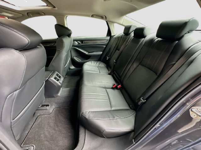 Used 2018 Honda Accord EX-L image 26