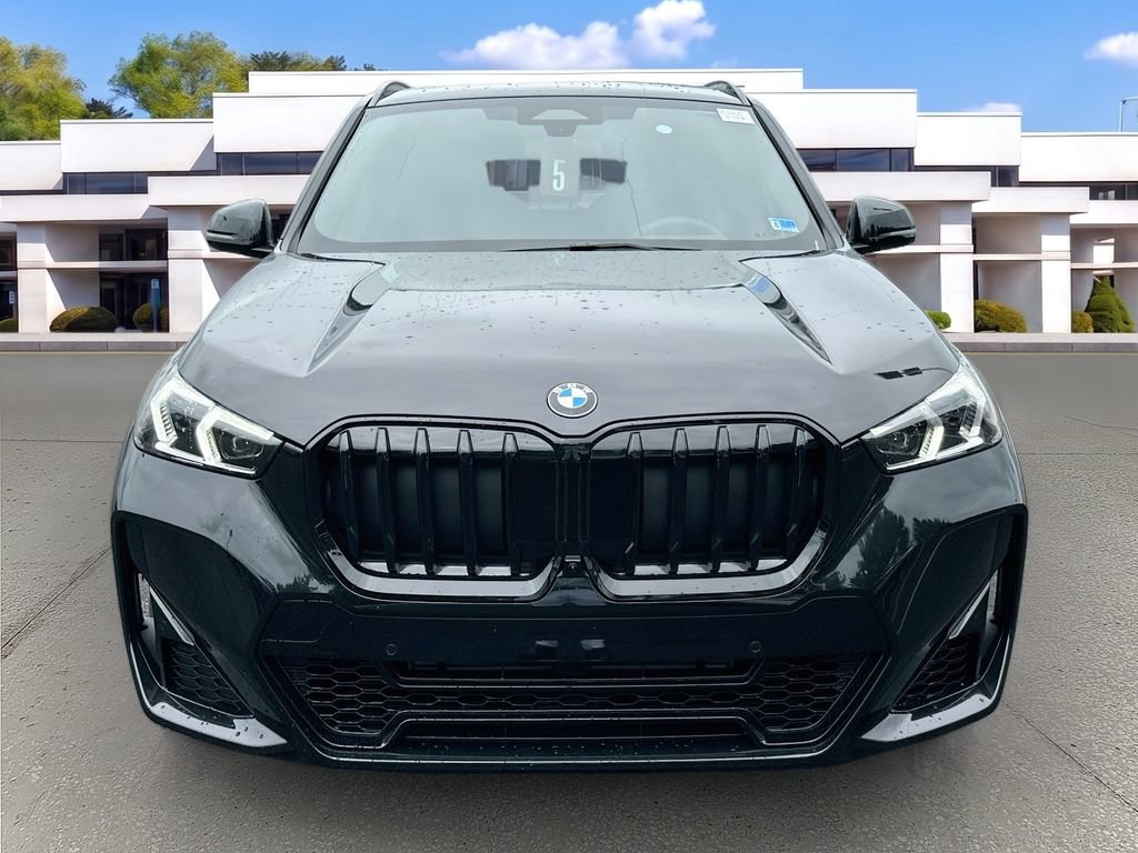 New 2027 BMW X1 xDrive28i AWD/4WD image 2