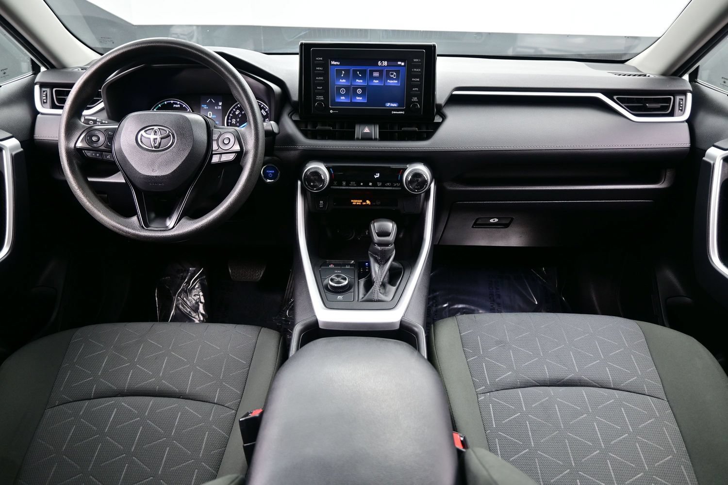 Used 2022 Toyota RAV4 XLE AWD/4WD image 17