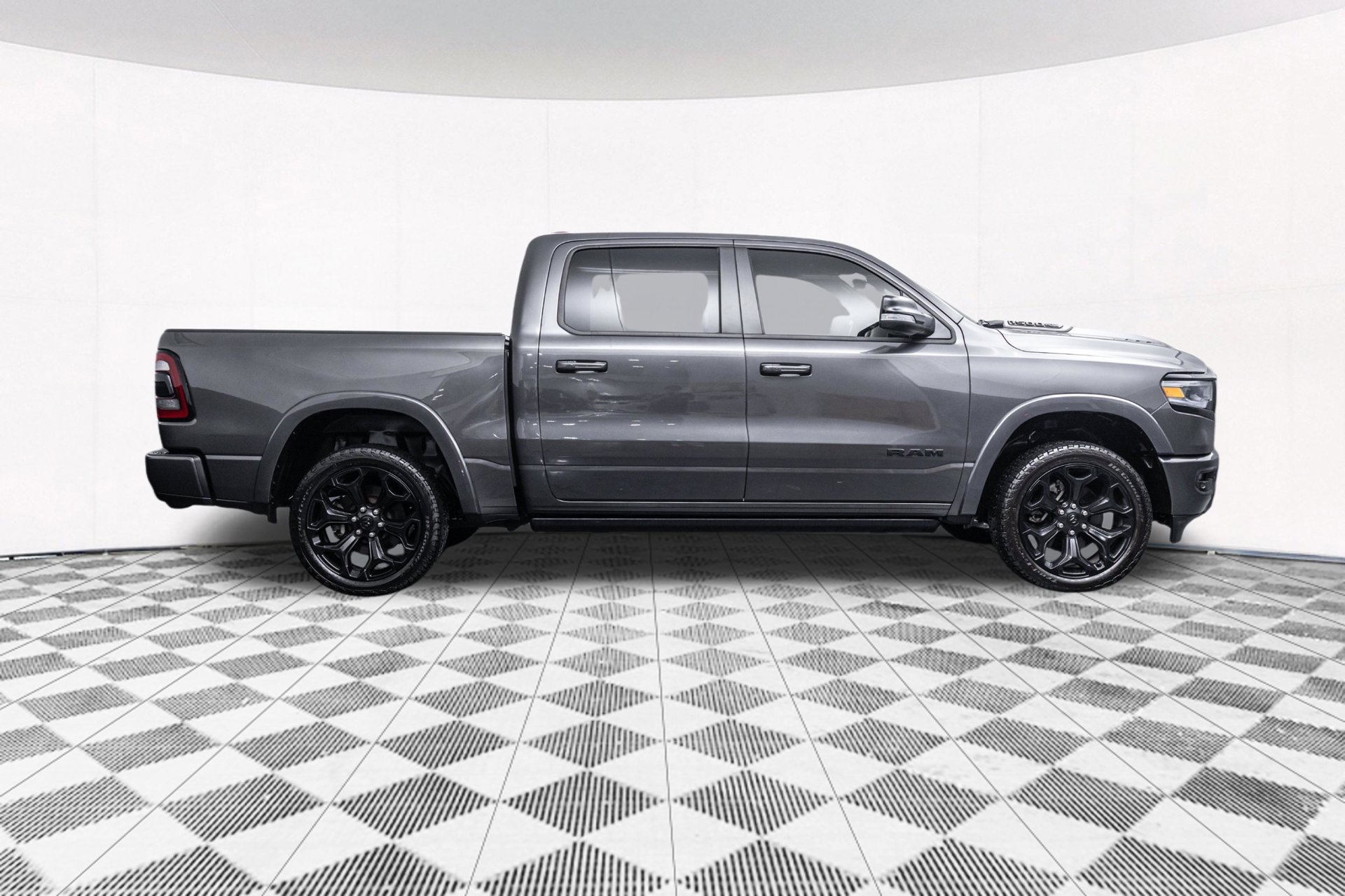 Used 2022 RAM 1500 Limited w/ Night Edition AWD/4WD image 12