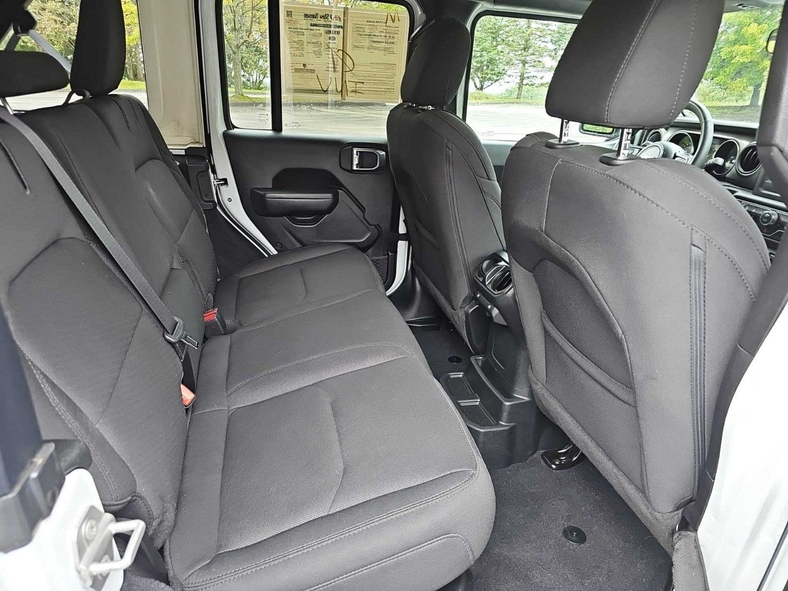 Used 2023 Jeep Wrangler Unlimited w/ Cold Weather Group AWD/4WD image 15