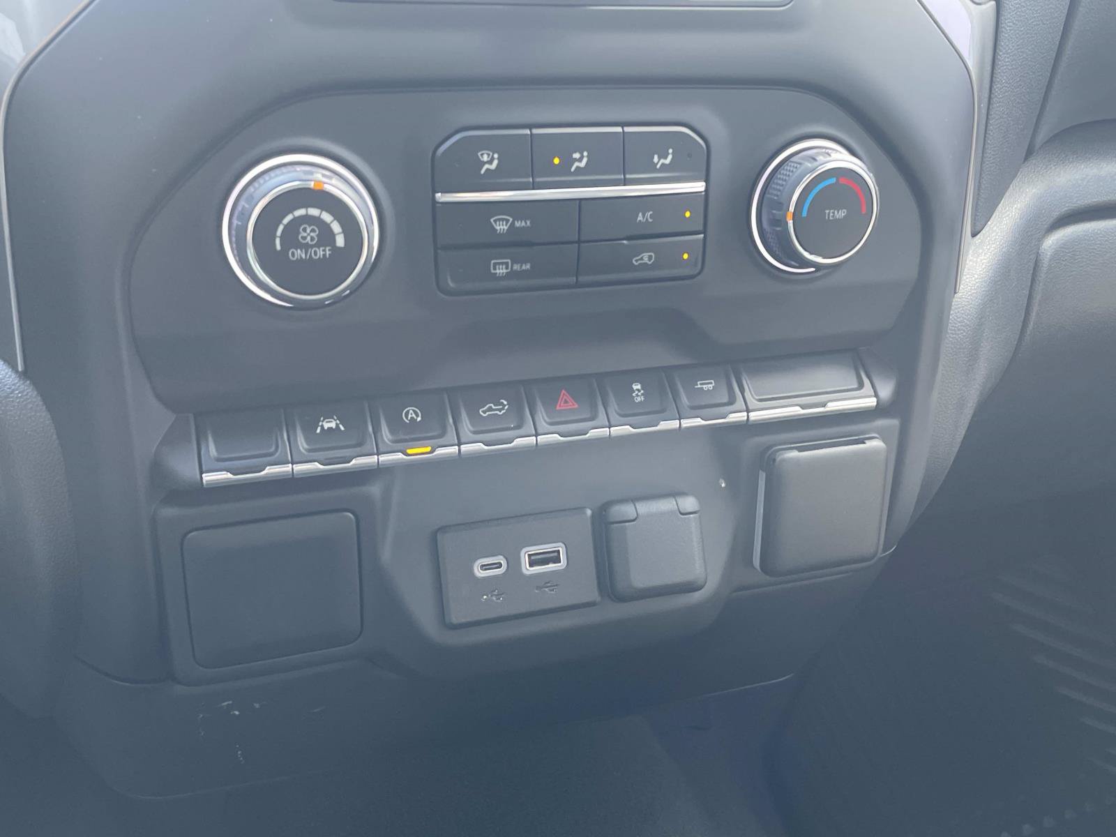 Used 2023 Chevrolet Silverado 1500 Custom RWD image 21