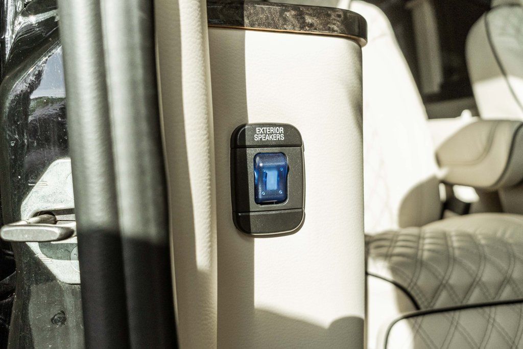 Used 2022 Mercedes-Benz Sprinter 3500 image 43