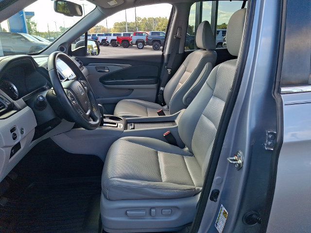 Used 2019 Honda Ridgeline RTL-T image 13