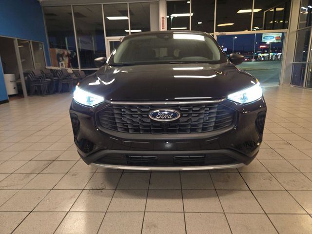 Used 2024 Ford Escape Active AWD/4WD image 3