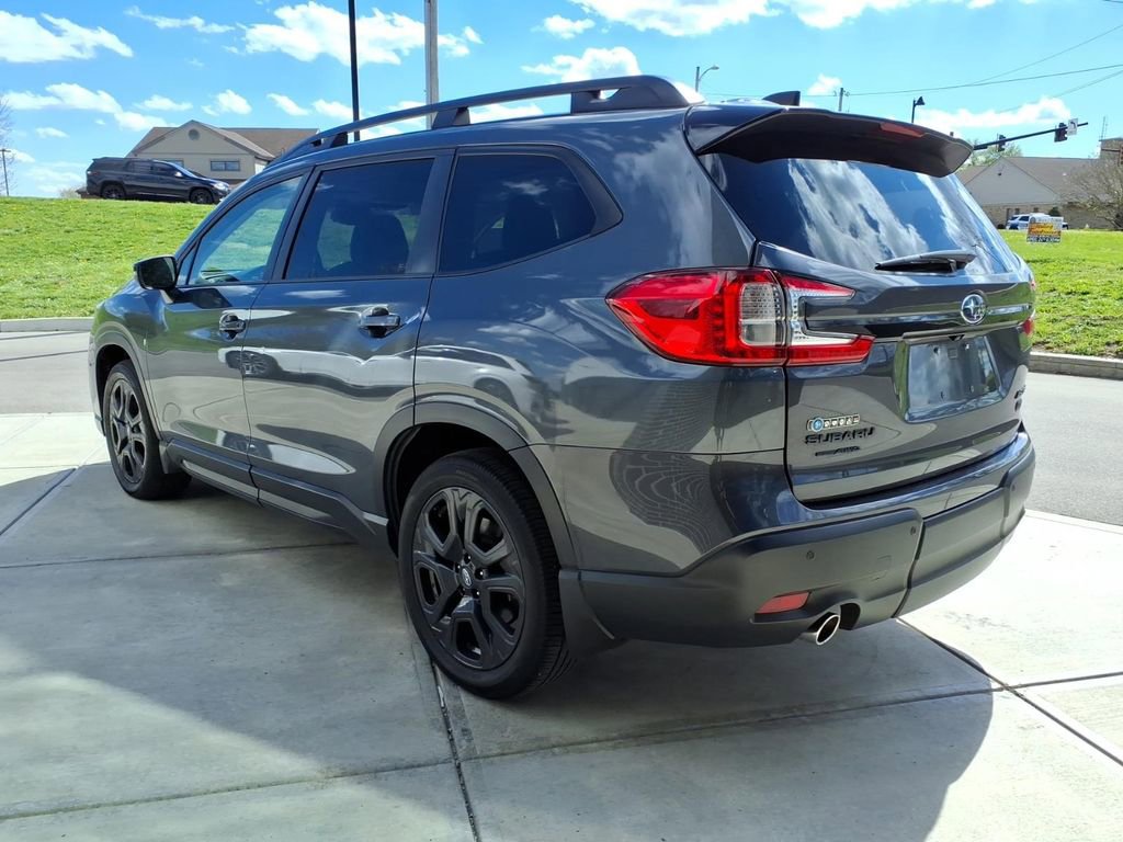 Used 2023 Subaru Ascent Onyx Edition AWD/4WD image 5