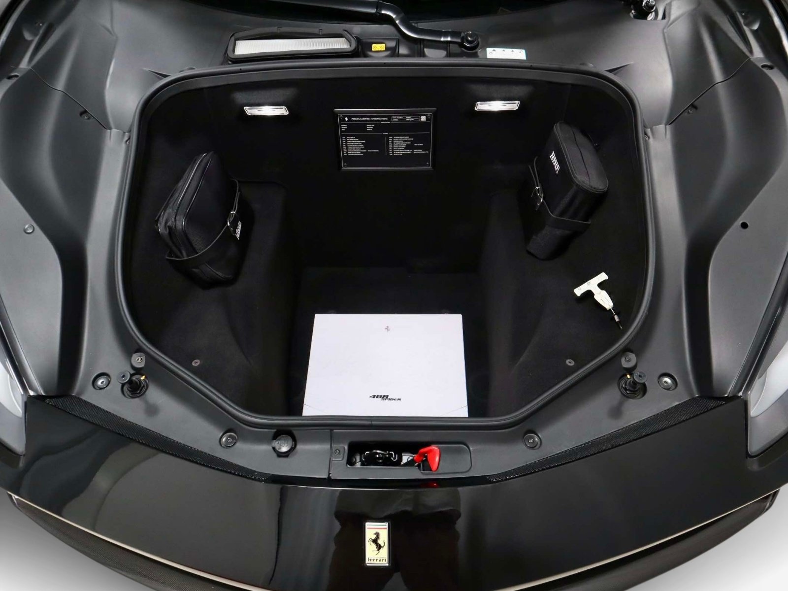 Used 2018 Ferrari 488 Spider RWD image 10
