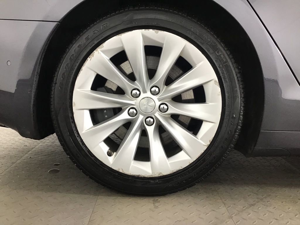Used 2018 Tesla Model S 100D image 13