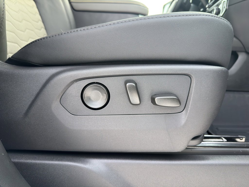 New 2026 Chevrolet Silverado 2500 ZR2 image 28