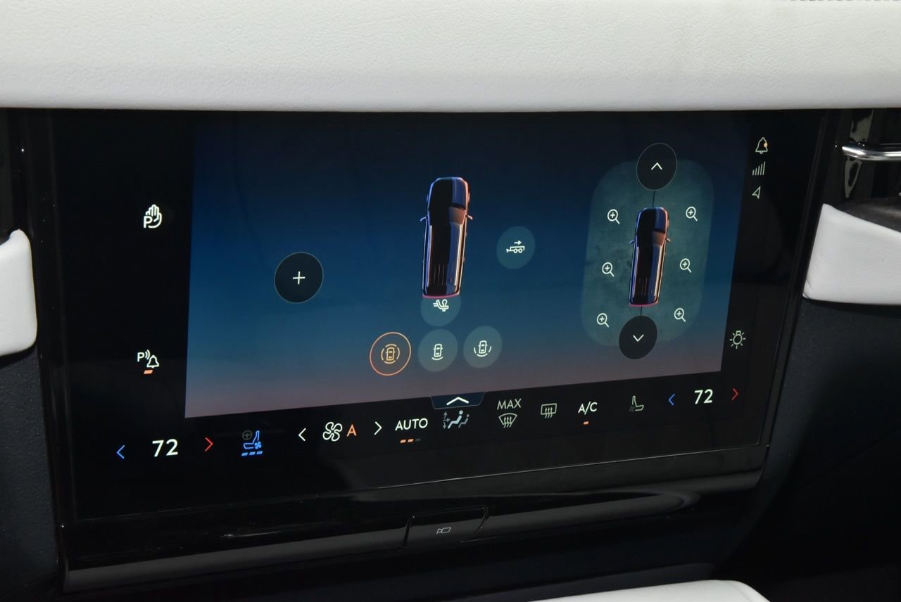 New 2026 Lincoln Navigator Black Label AWD/4WD image 30