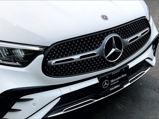 Certified 2023 Mercedes-Benz GLC 300 4MATIC image 33