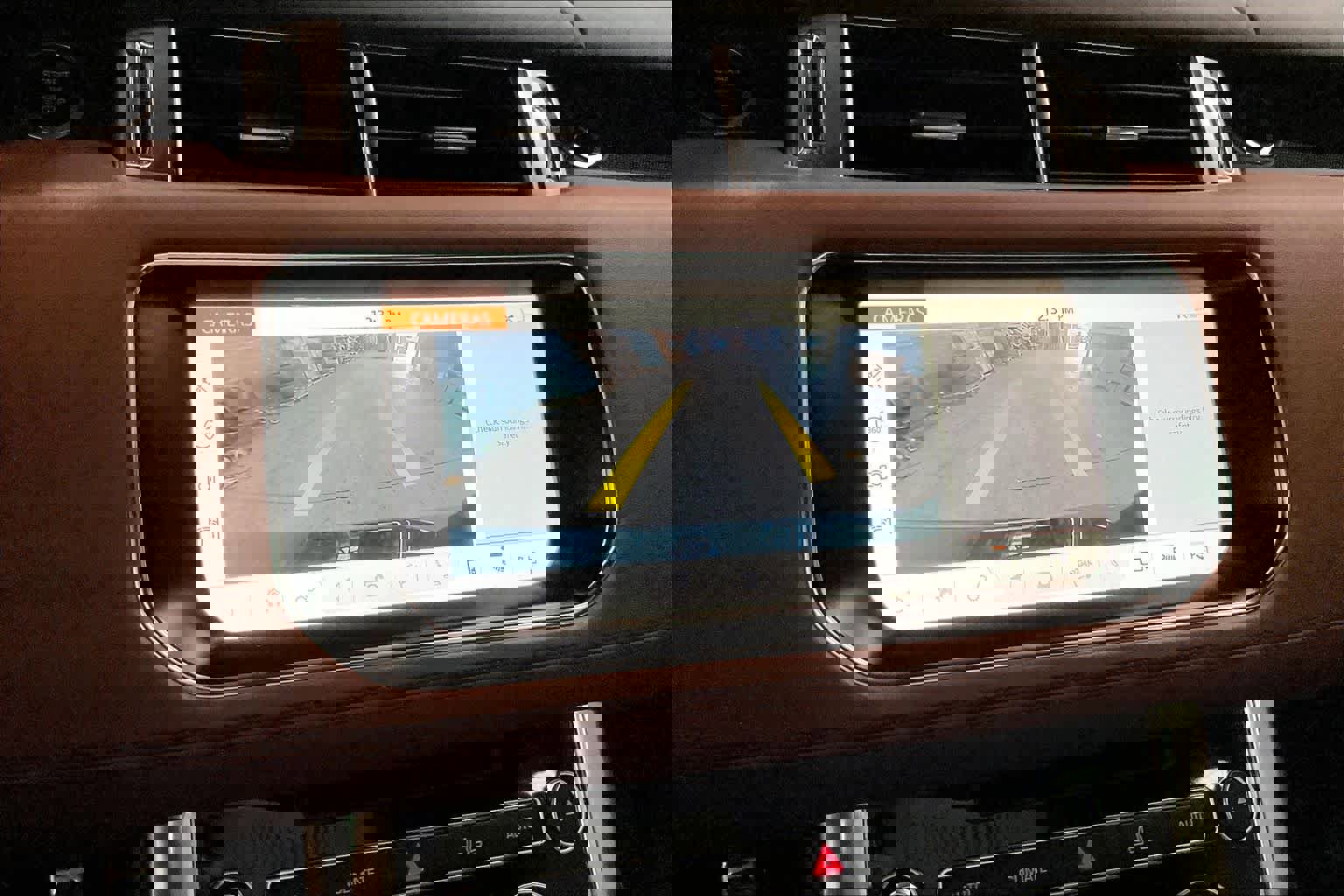 Used 2017 Land Rover Range Rover Sport HSE Dynamic image 23