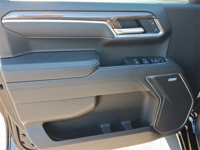 Certified 2025 Chevrolet Silverado 1500 RST w/ Convenience Package II image 9