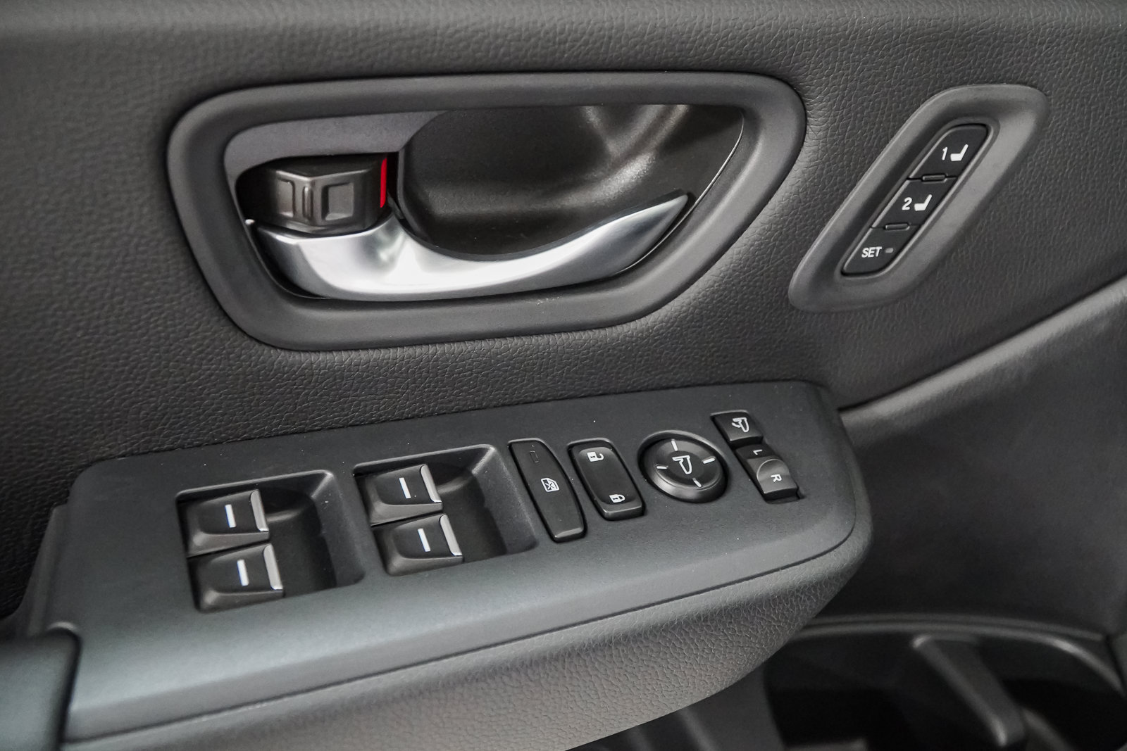 New 2026 Honda Pilot TrailSport image 15