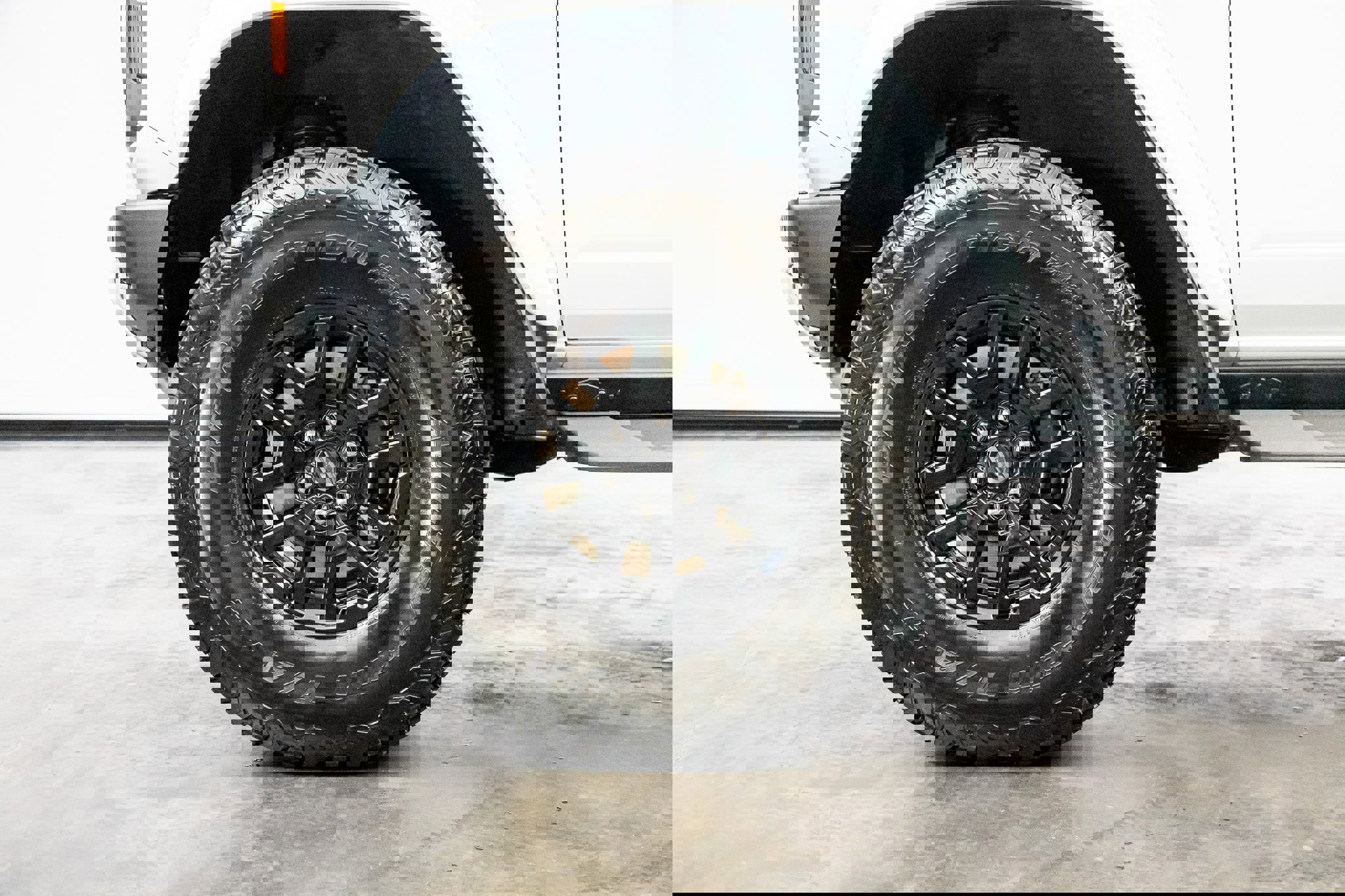 Used 2024 Ford Bronco Raptor w/ Interior Carbon Fiber Pack 6 image 9