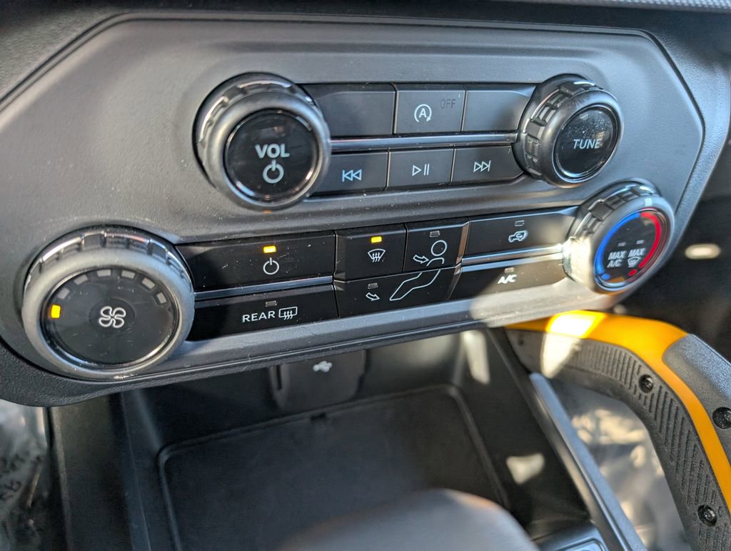 Used 2024 Ford Bronco Badlands image 20