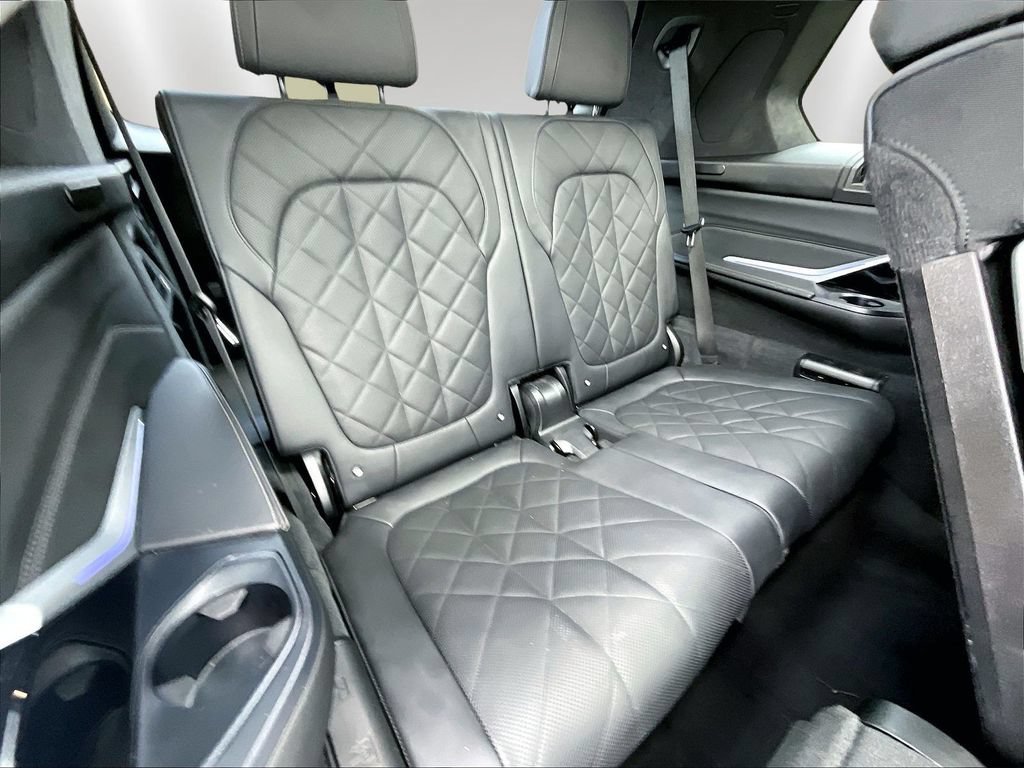 Used 2023 BMW X7 xDrive40i AWD/4WD image 26