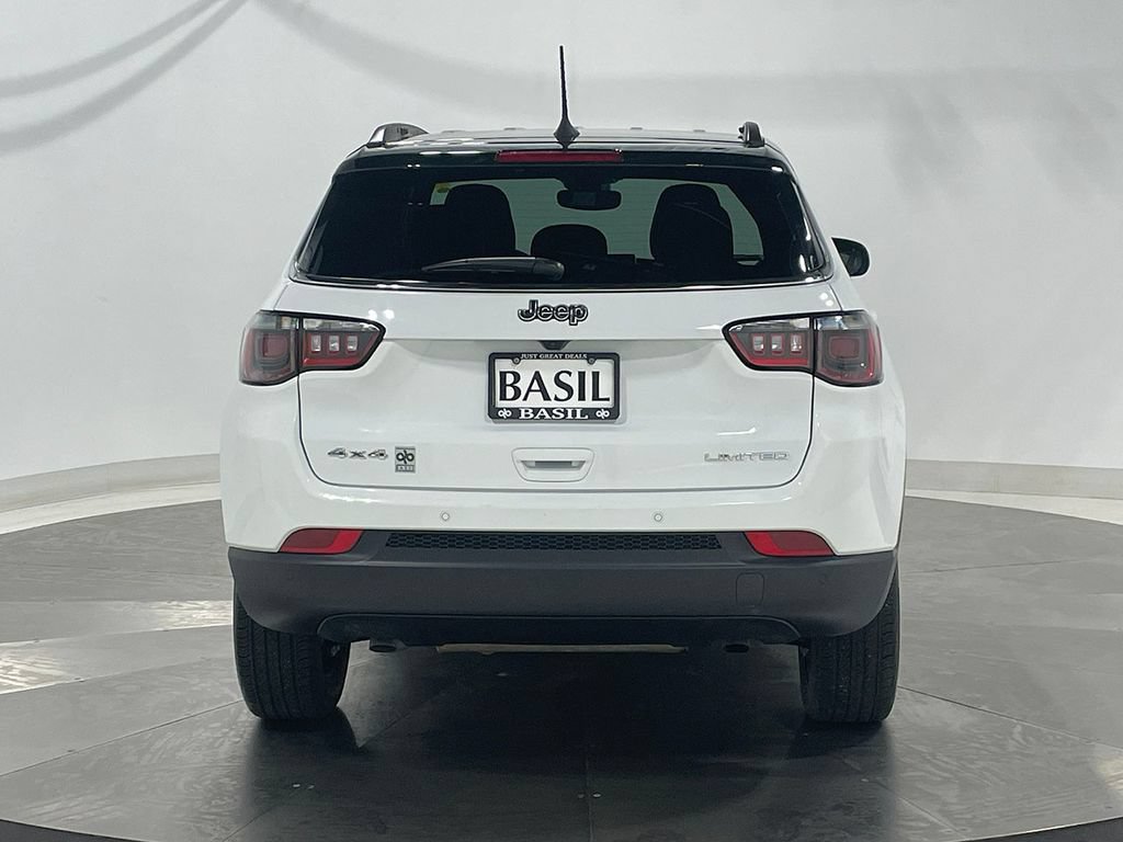 Used 2026 Jeep Compass Limited AWD/4WD image 12