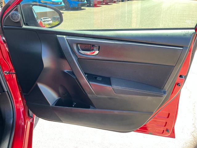 Used 2019 Toyota Corolla LE w/ Carpet Mat Package (TMS) FWD image 16