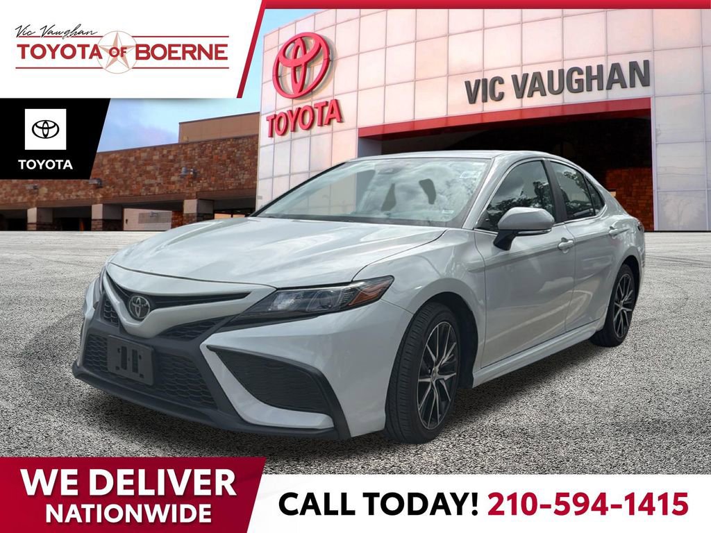 Certified 2024 Toyota Camry SE FWD image 1