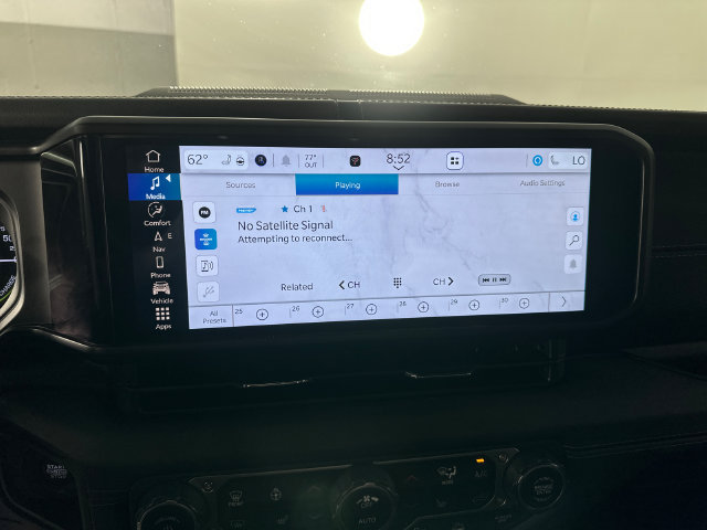 Certified 2024 Jeep Wrangler Unlimited Rubicon 4xe w/ Technology Group AWD/4WD image 11
