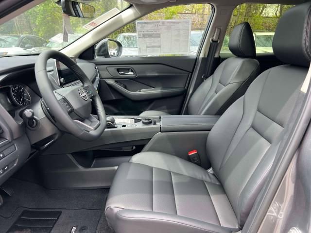 New 2026 Nissan Rogue SV AWD/4WD image 15
