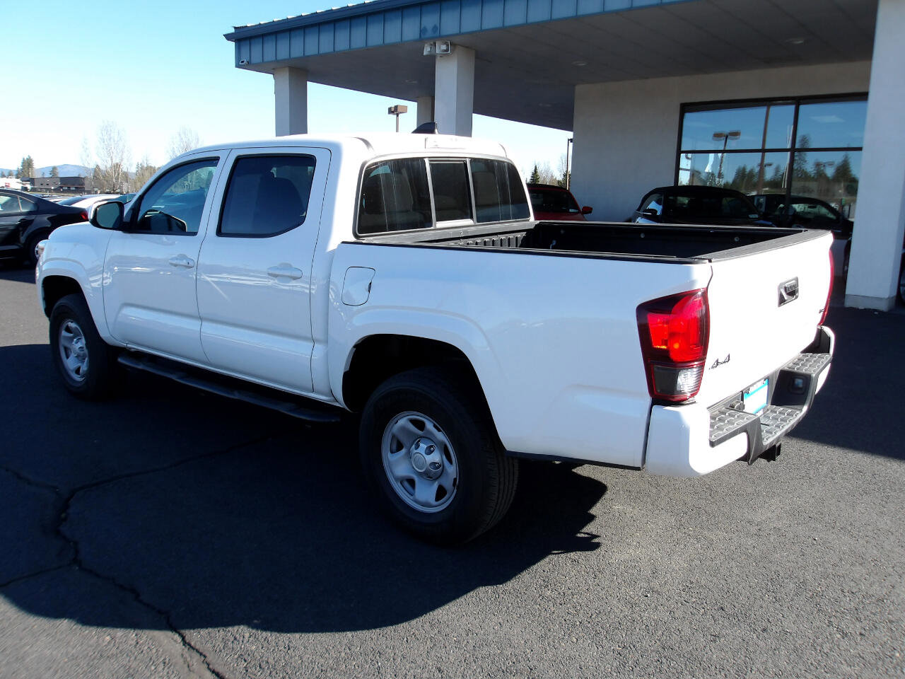 Used 2021 Toyota Tacoma SR5 image 3